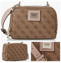 camera crossbody de la marca Guess.